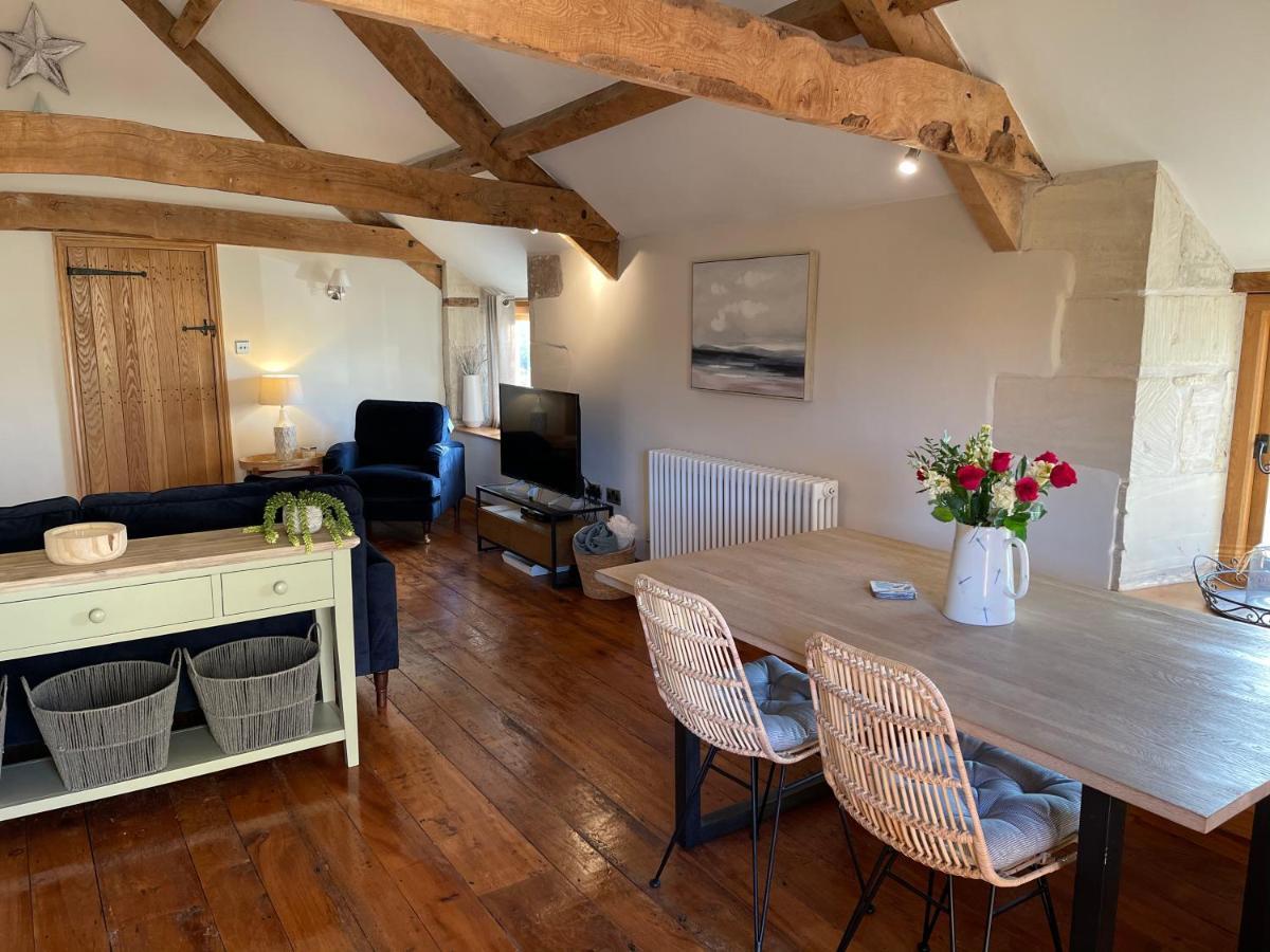 The Cider Barn - Spacious First Floor Apartment Set Within Barn Conversion Cheltenham Eksteriør billede